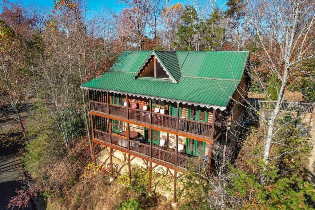 Spacious Smokies Cabin - Hot Tub With Mountain Views Gatlinburg Exterior foto